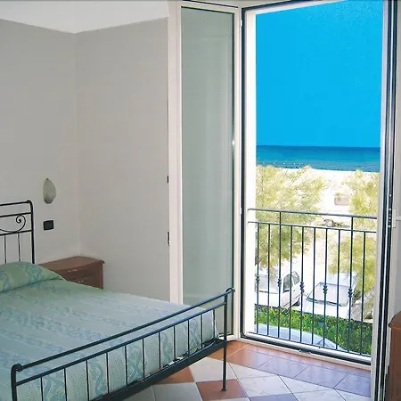 Hotel apartamentowy Residenza Sul Mare Margherita - Il Lupo Affitta