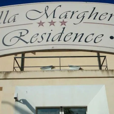 Residenza Sul Mare Margherita - Il Lupo Affitta 4*
