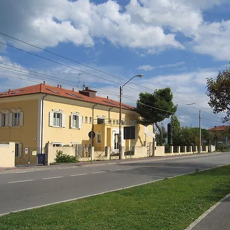 Residenza Margherita 3* ريميني