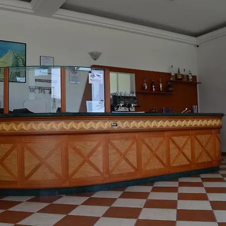Residenza Sul Mare Margherita - Il Lupo Affitta Hotel apartamentowy Rimini