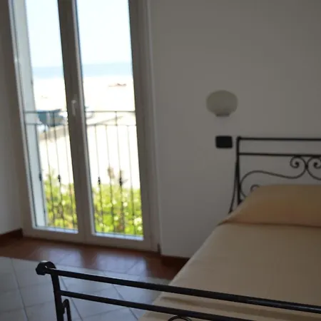 Residenza Sul Mare Margherita - Il Lupo Affitta 4* Rimini