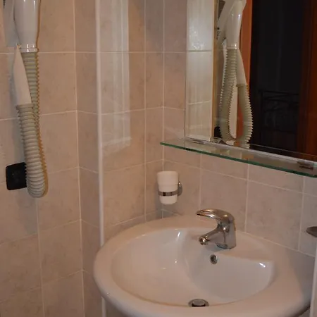 Hotel apartamentowy Residenza Sul Mare Margherita - Il Lupo Affitta Rimini