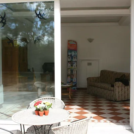 Hotel apartamentowy Residenza Sul Mare Margherita - Il Lupo Affitta Rimini